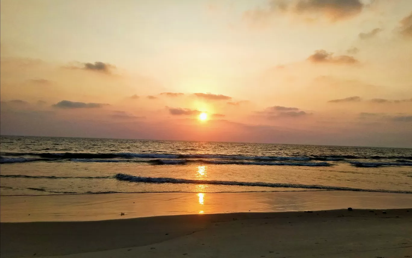 Photo of Sunset Beach By Ruhan Khan