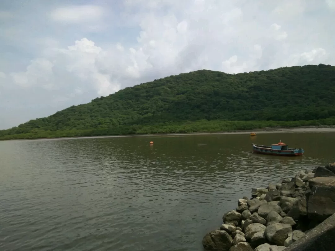 Photo of Elephanta Island By Manisha Rohilla
