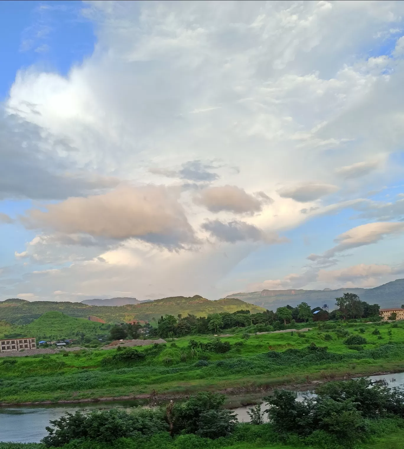 Photo of Lonavala By HadmathSingh Rajpurohit