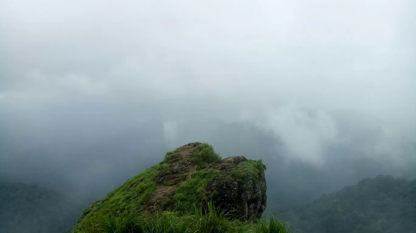 Photo of Vandiperiyar By Anirudh dhannayak