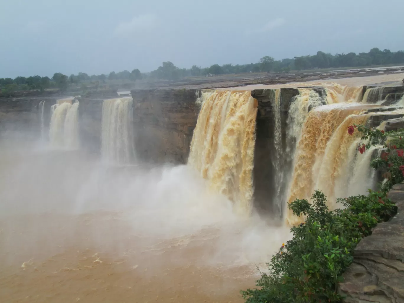 Photo of Chitrakoot Falls By Dona Paul