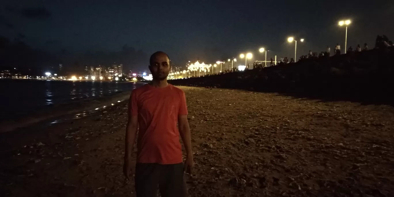 Photo of Marine Lines By Atul Verma