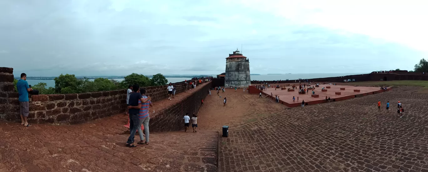 Photo of Aguada Fort Area By Akshay Kate