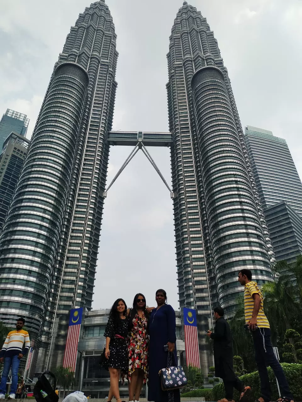 Photo of Petronas Twin Tower By Divya Rani Singh