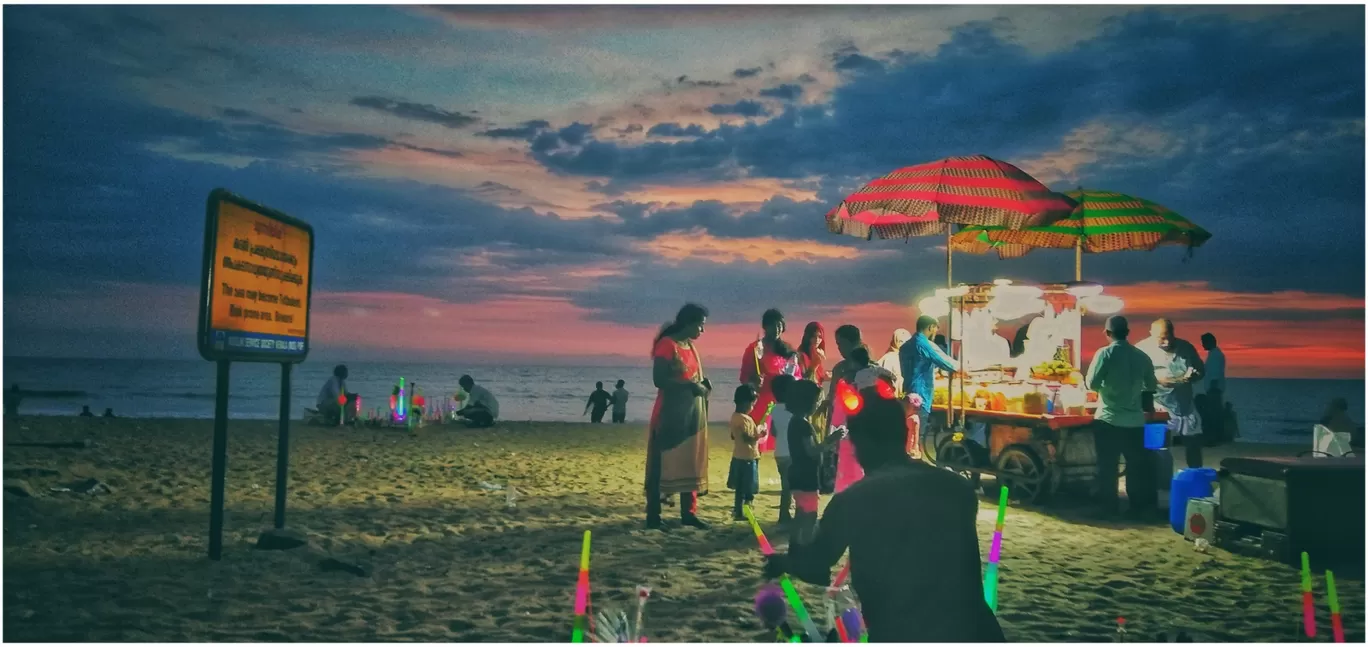Photo of Kozhikode Beach By Vk Prasad Vishnu