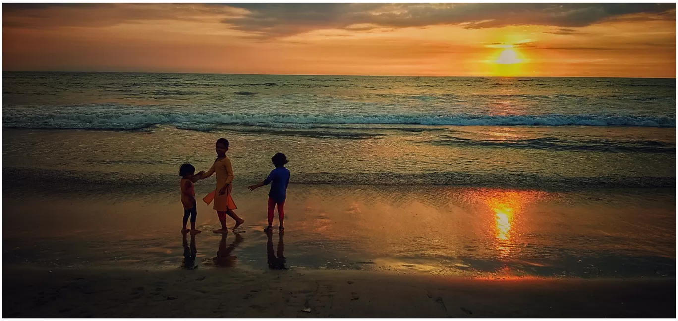 Photo of Kozhikode Beach By Vk Prasad Vishnu