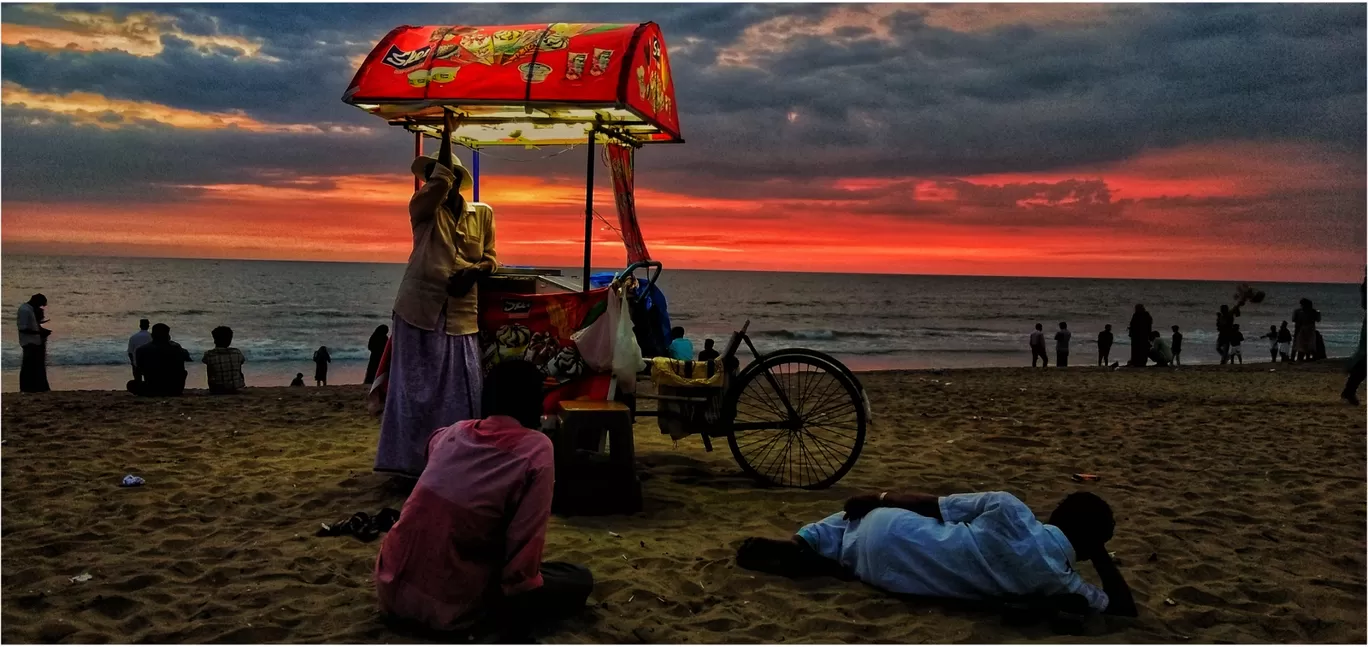 Photo of Kozhikode Beach By Vk Prasad Vishnu