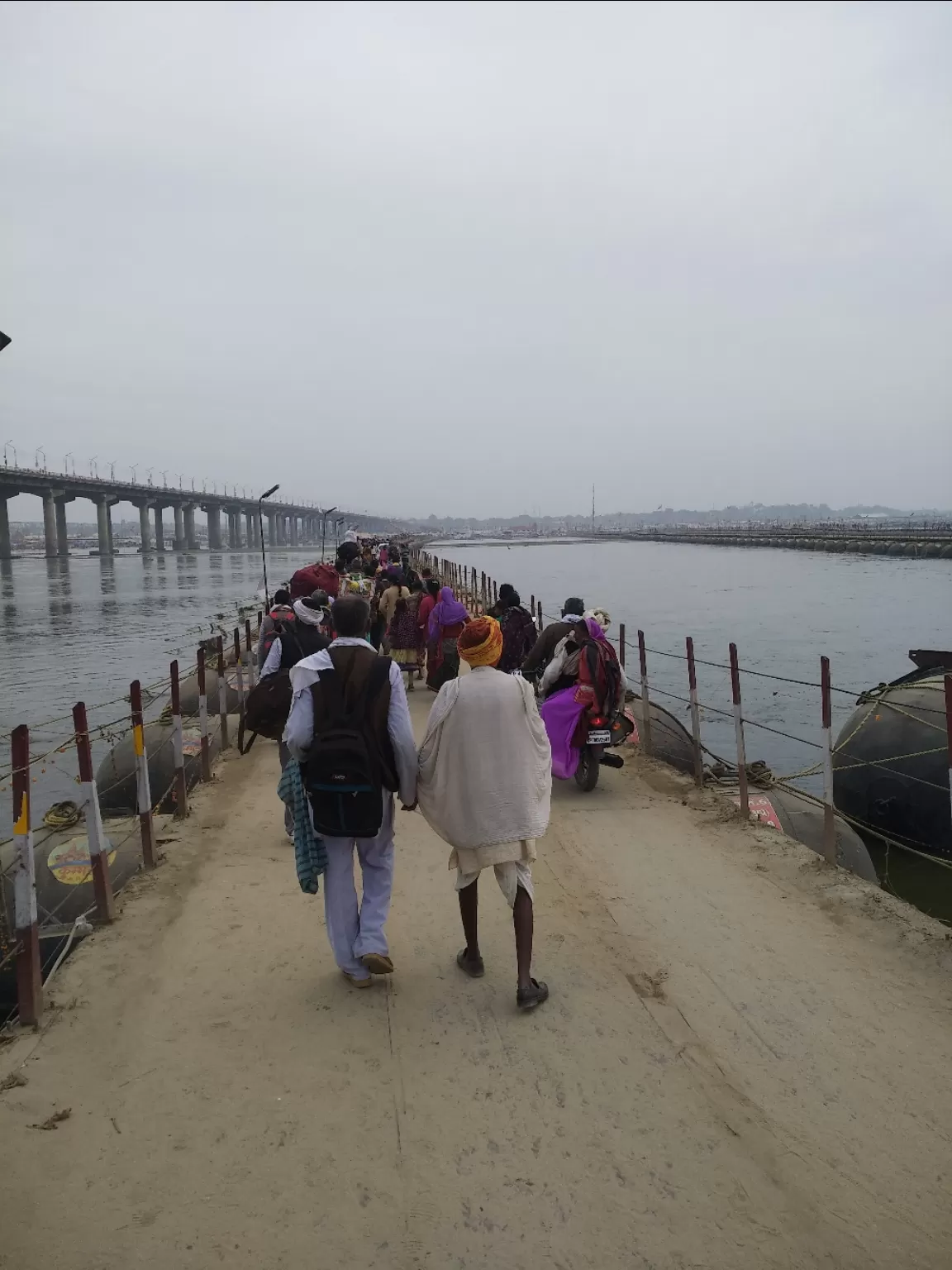 Photo of Prayagraj By Gaurang Garg