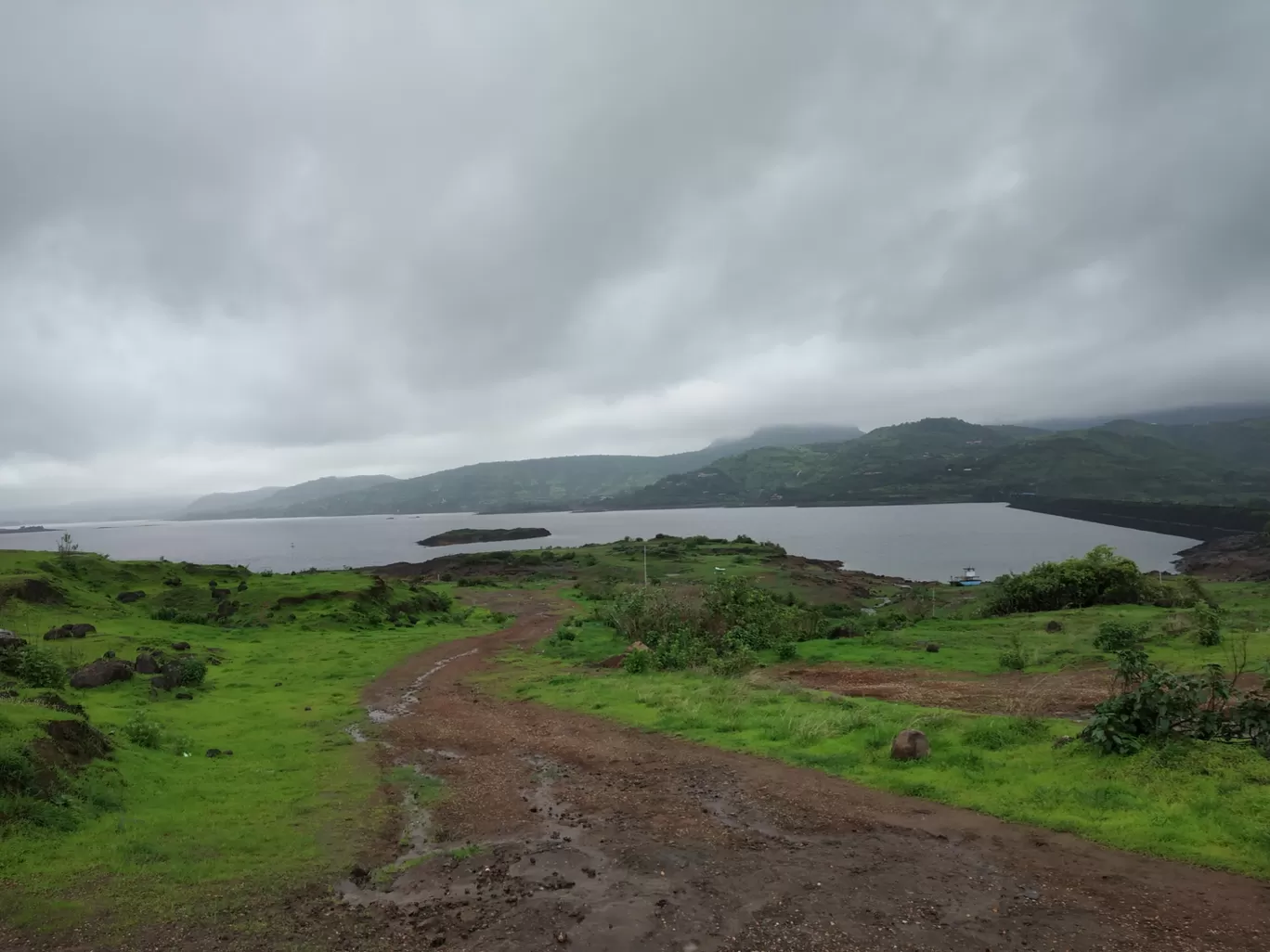 Photo of Lonavala By Nehal Dedhia