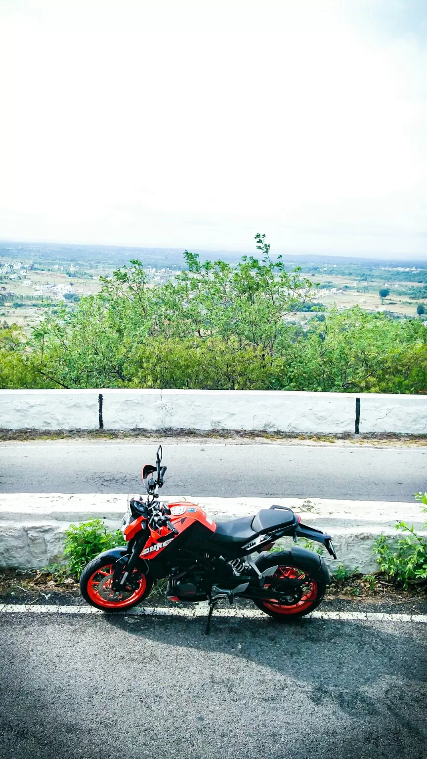 Photo of Chamundi Hill By Likhith Umesh