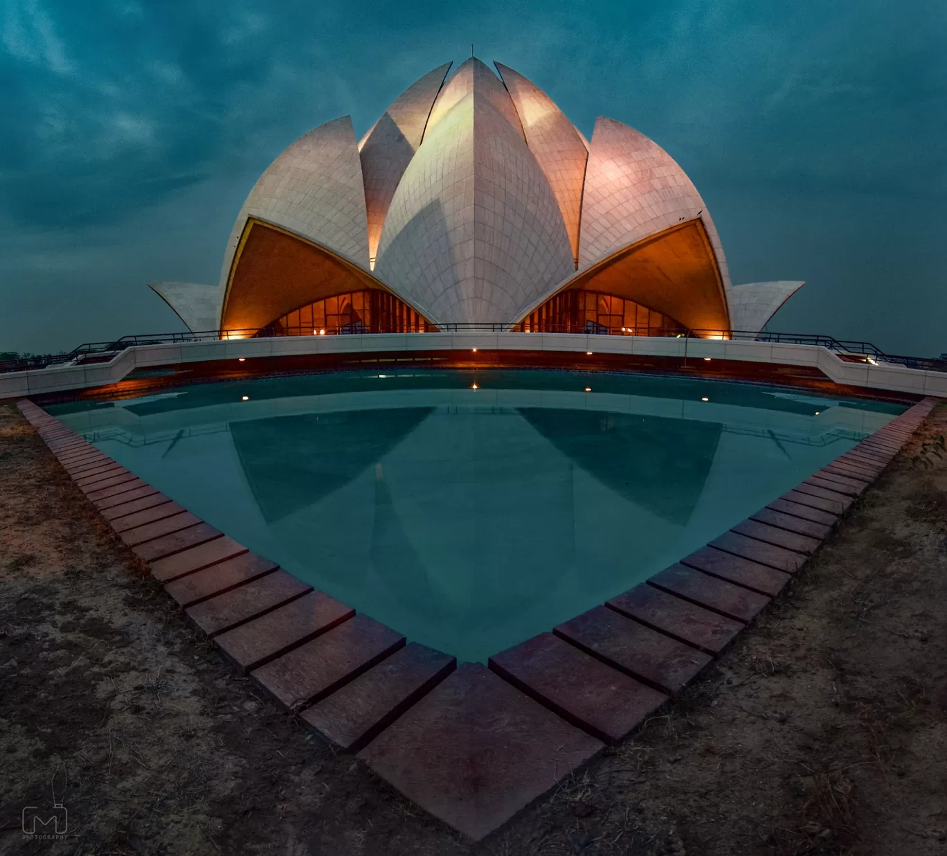 Photo of Lotus Temple Road By Meghna Agrawal
