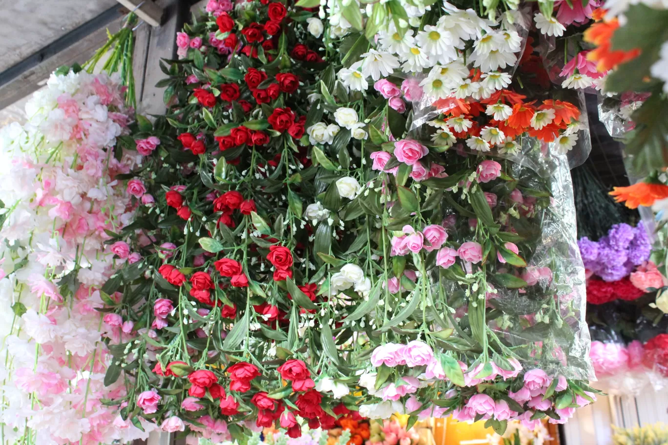 Photo of Chatuchak Weekend Market; Bangkok By NIRUPAM BORGOHAIN 