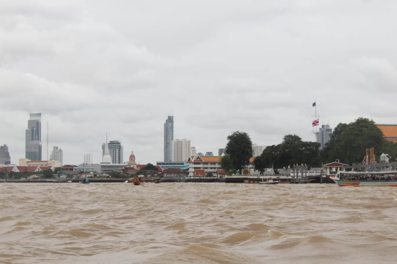 Photo of Chao Phraya River Cruise; Bangkok By NIRUPAM BORGOHAIN 