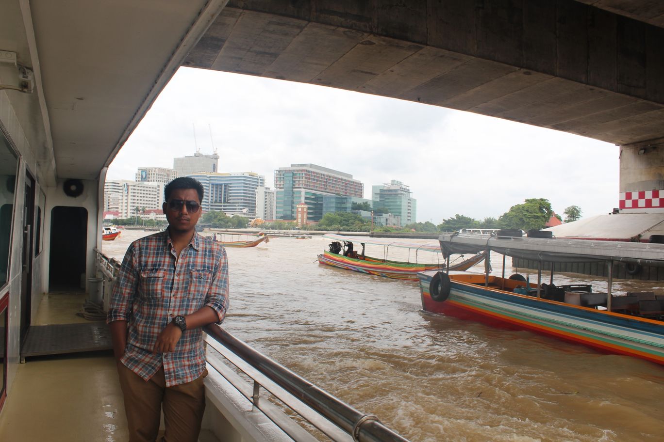 Photo of Chao Phraya River Cruise; Bangkok By NIRUPAM BORGOHAIN 