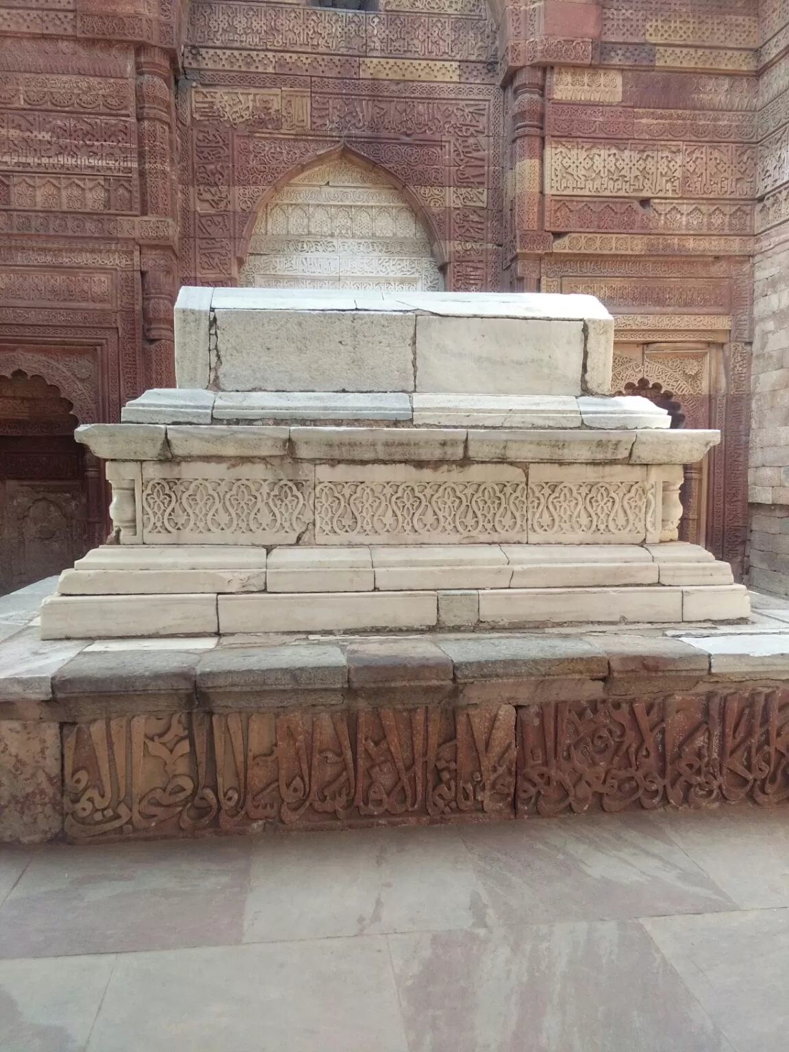 Photo of Qutub Complex By Silkey