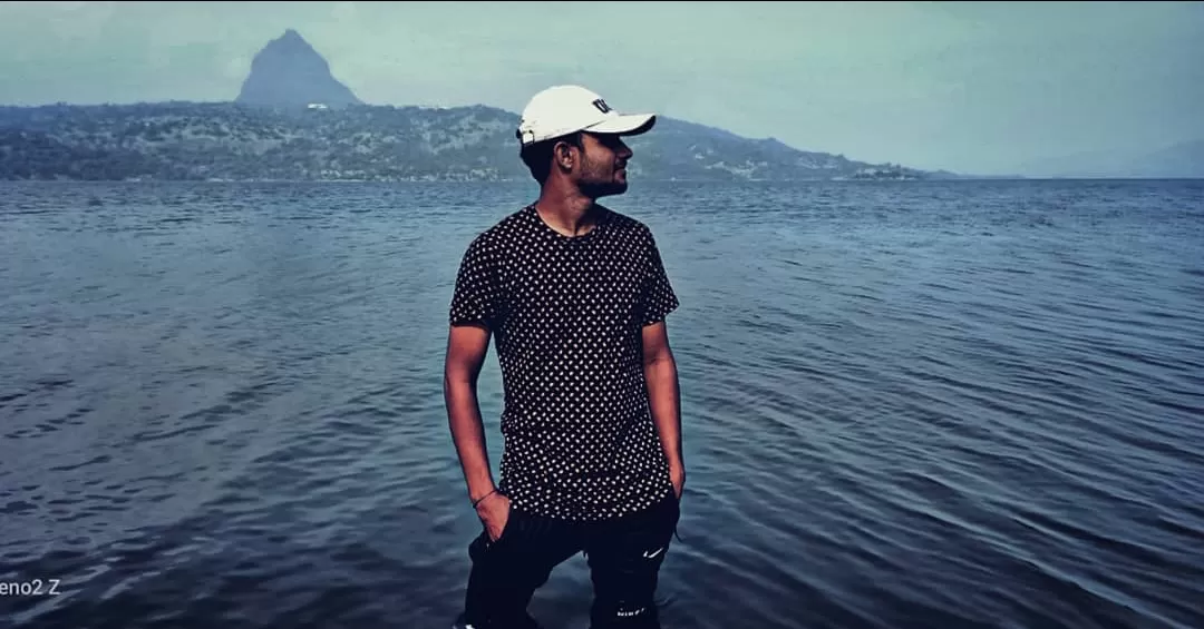 Cover Image of StRikEr JiGneSh