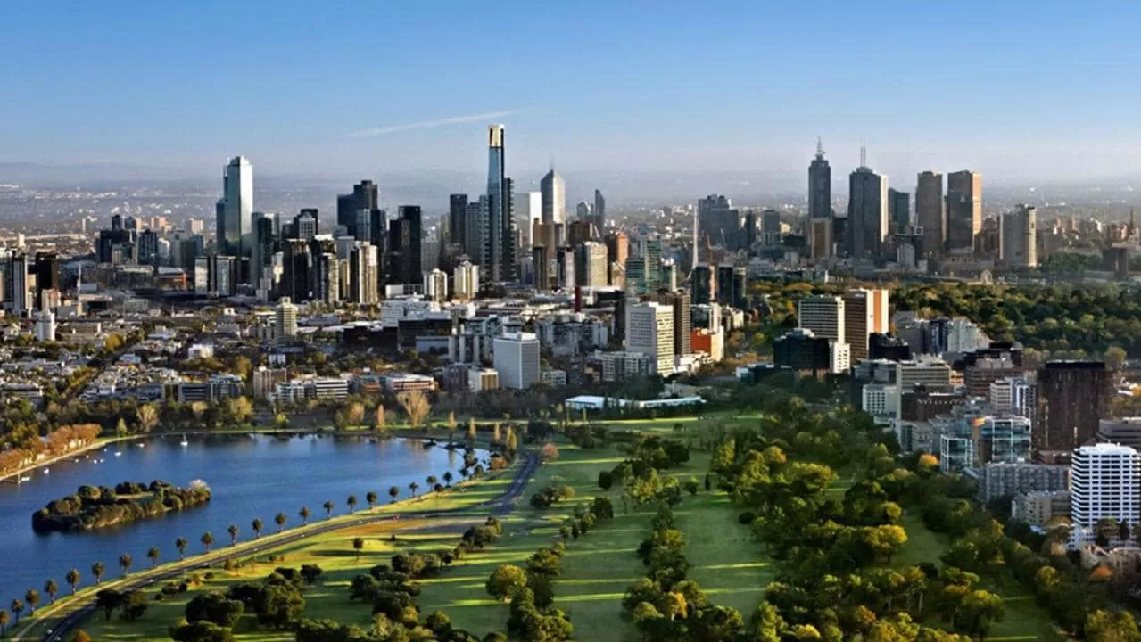 Cover Image of Visit Melbourne