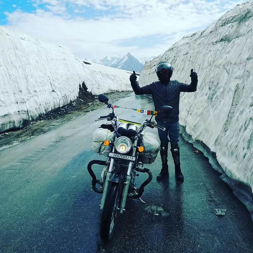 Cover Image of Varun Dogra