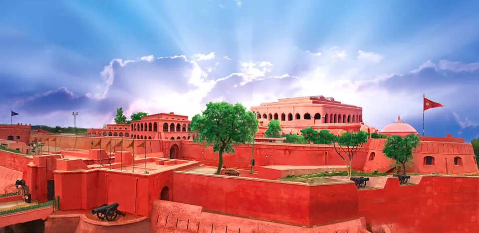 Cover Image of Gobindgarh Fort