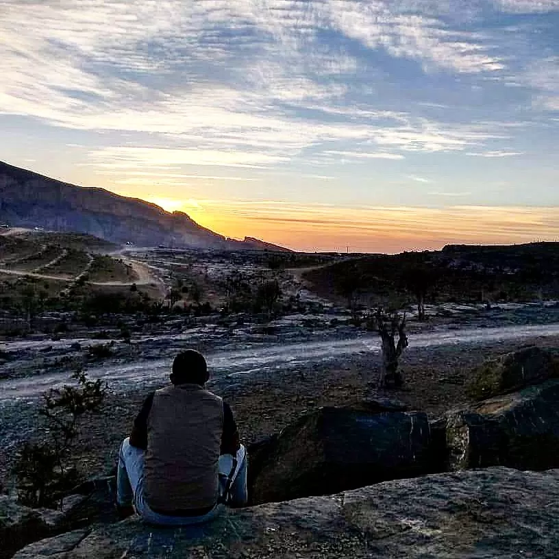 Cover Image of Er Derrick Dass