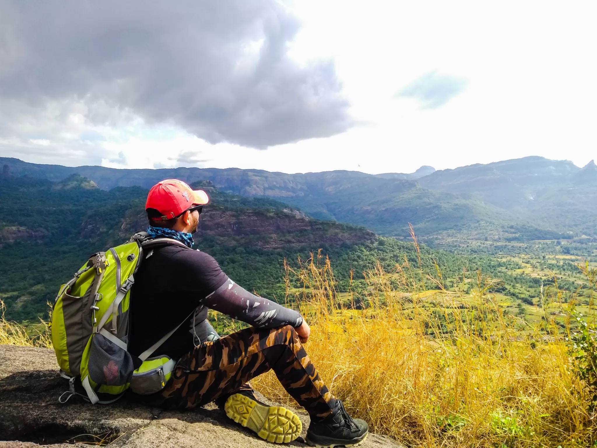 Cover Image of Amit Tagunde