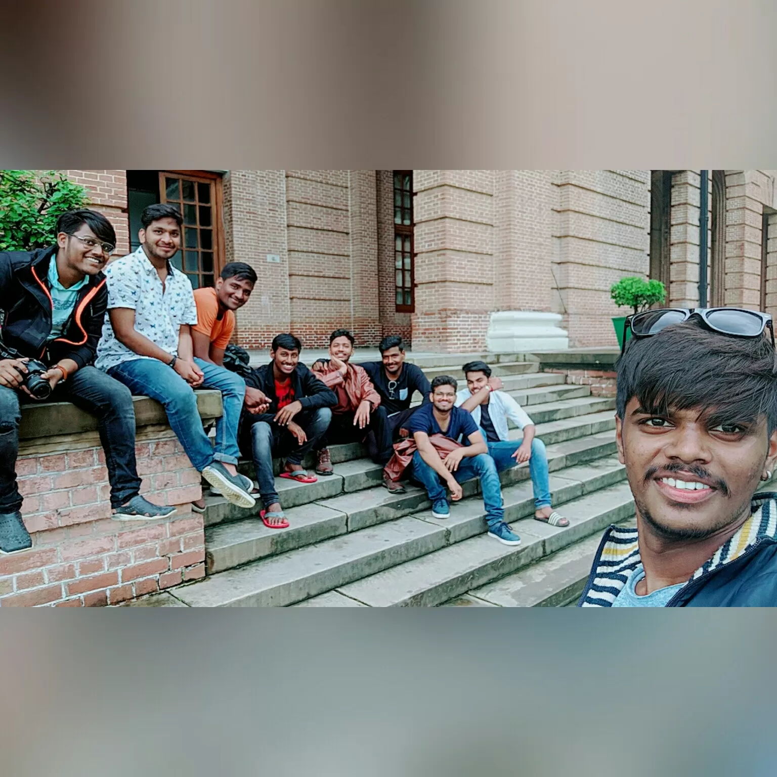 Cover Image of Vardhâñ Varu