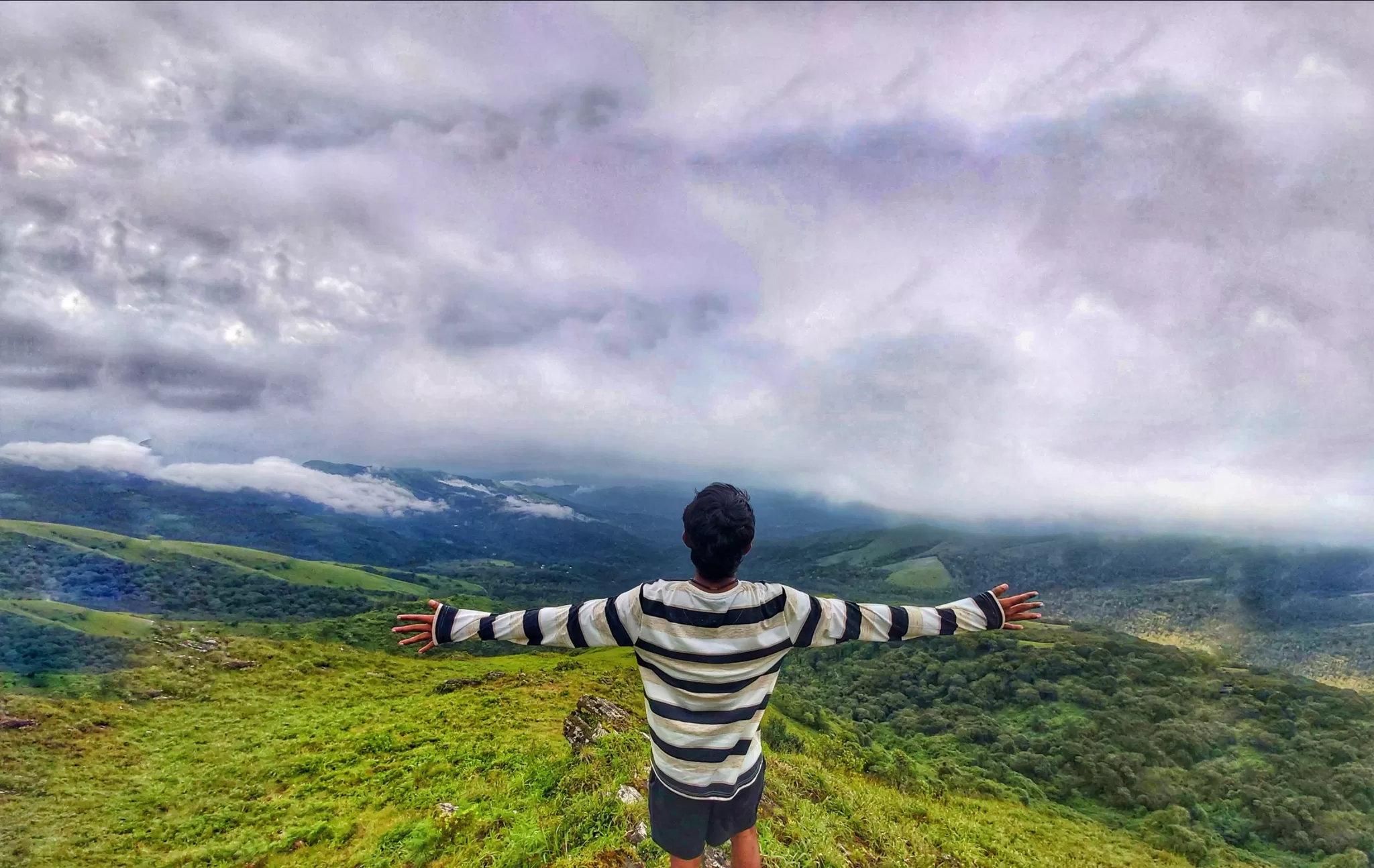 Cover Image of Karthik 