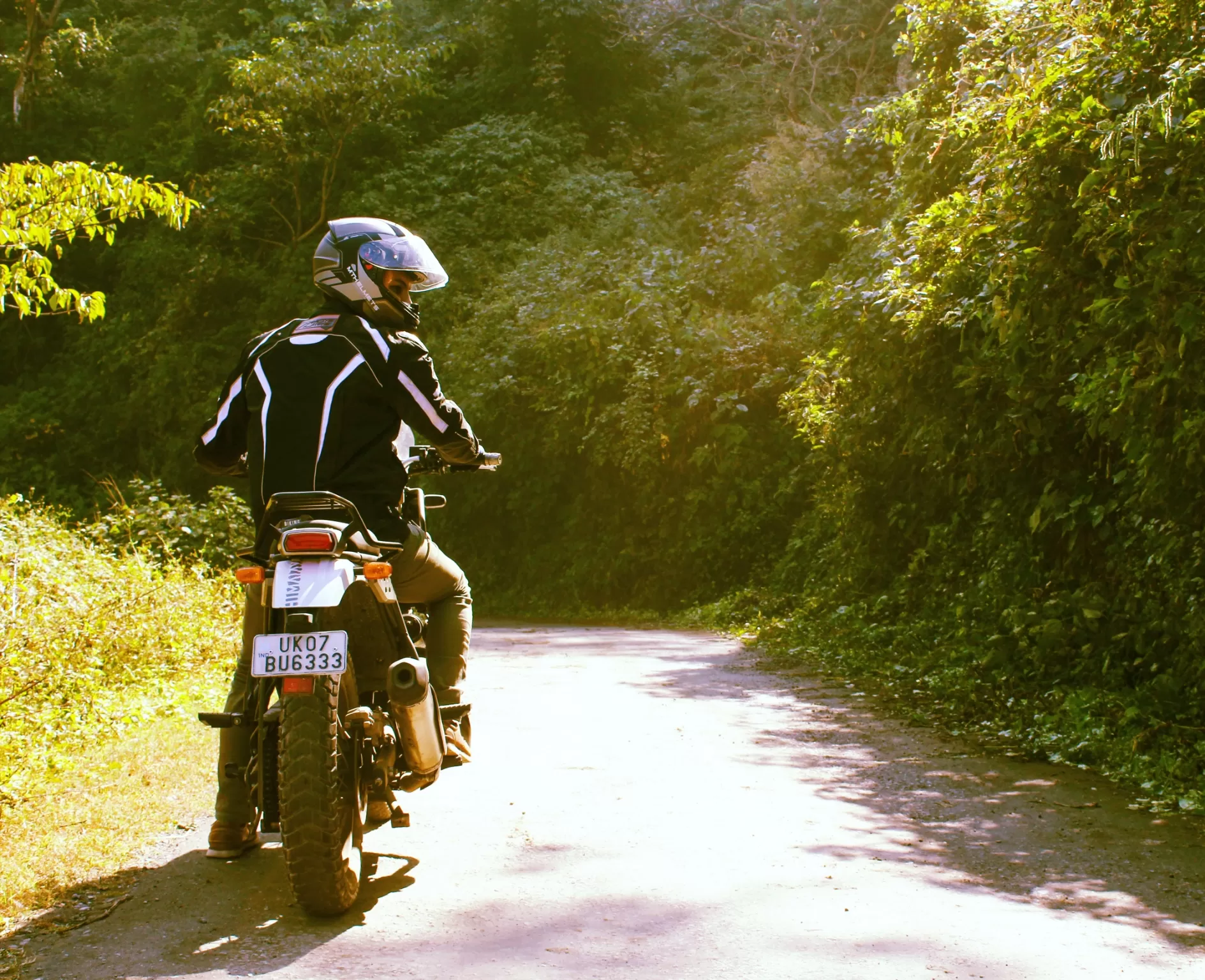 Cover Image of Nikhil Jaiswal