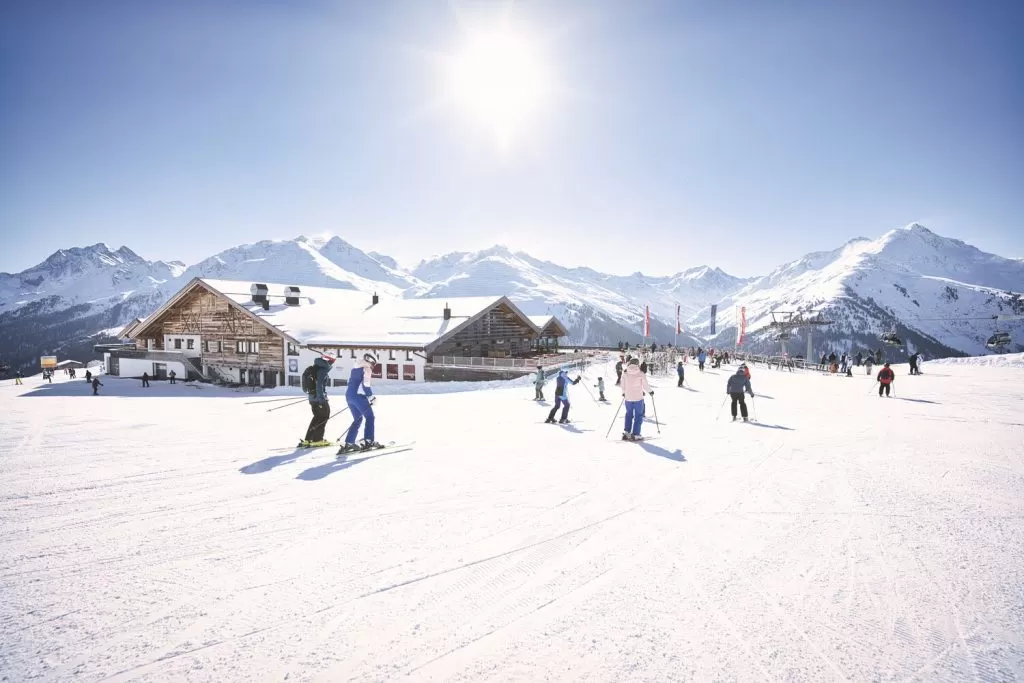 Cover Image of Alpenature