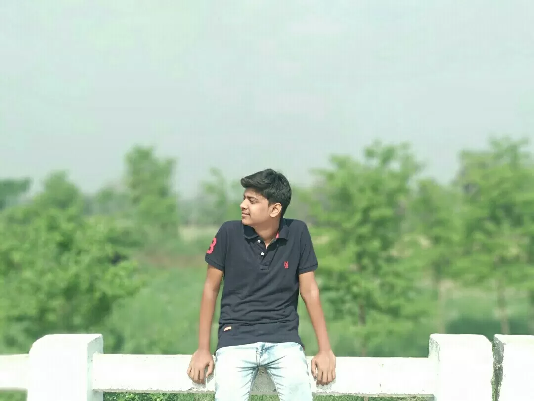 Cover Image of Aakash