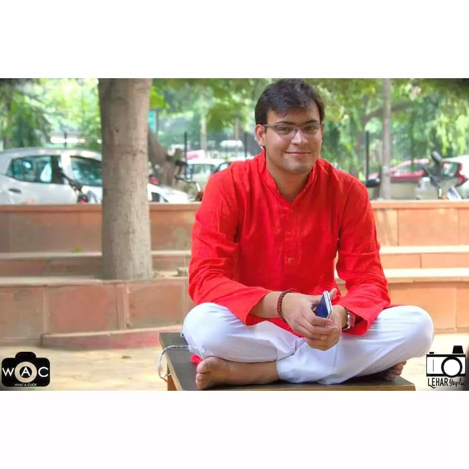 Cover Image of SHREYASH DWIVEDI