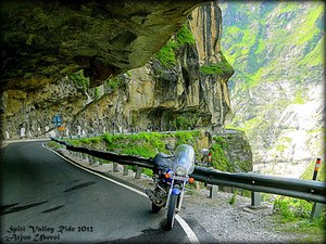 Into The Lahaul & Spiti Valley on a Bike