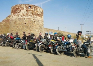 What Happened When A Biker Rode Into The Beauty Of Rann Of Kutch For 4 Days