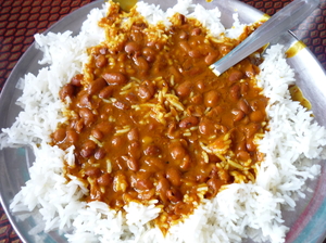 Top 10 dishes to try when traveling in India
