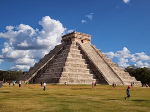 Visiting the Mayan City of Chichen Itza