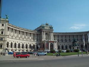 Exploring Vienna through Sights, Sounds and Tastes
