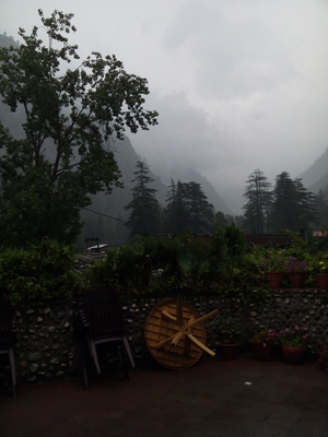 Kasol : A solo trip in the Himalayan Valley