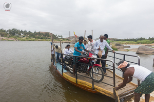 Hampi : Of stacked boulders, a river and a whole lot of history