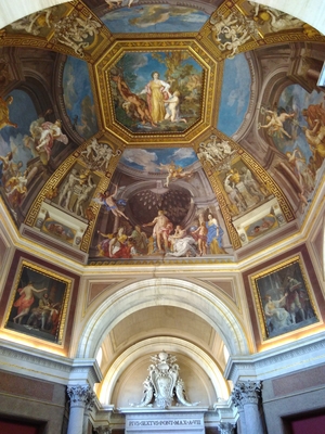 Inside the Best Church In World - St. Peter's Basilica