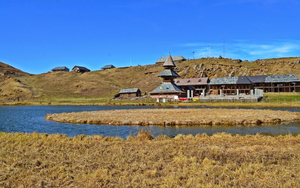 Floating Island Prashar Lake