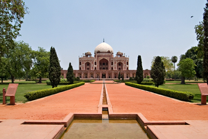 Top Places & Attractions To Visit in Delhi