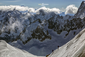 When I badly needed gloves at 3842m (Mont Blanc)