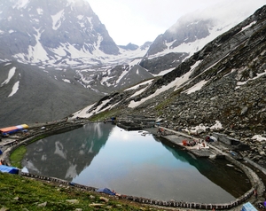 Manimahesh Kailash: To the virgin peak