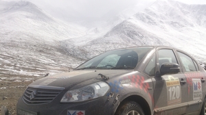 Raid-de-Himalaya: The World's HIghest Motorsport Battle Arena!