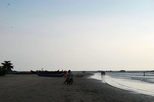 The Drive-In Beach: Muzhappilangad, Kerela