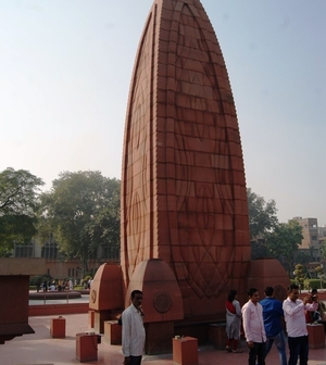 Jallianwala Bagh (Amritsar) - Fly With Shaunak