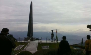 Darjeeling queen of hills