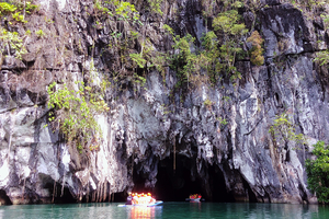 AMAZING UNDERGROUND RIVER