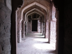 10 Places in India That Even Science Has Failed to Demystify