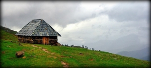 A hidden grace-Prashar with floating Island